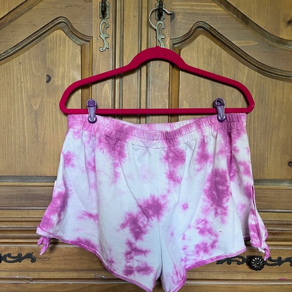 Pink and White Tie-Dye Shorts - Picture 3 of 3